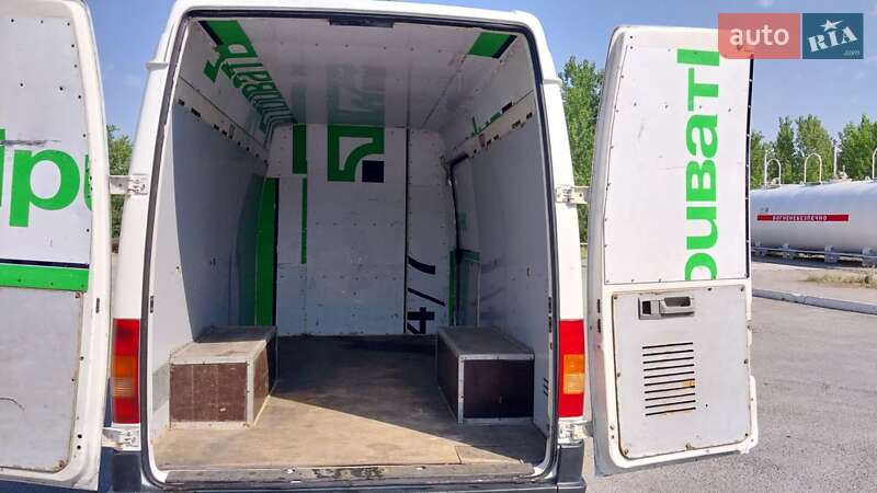 Грузовой фургон Volkswagen LT 2003 в Днепре