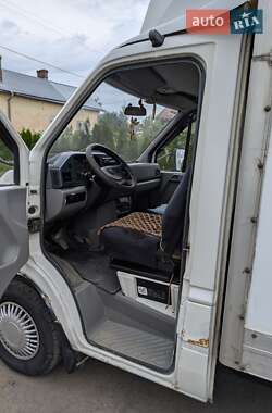 Грузовой фургон Volkswagen LT 2000 в 