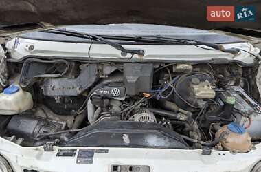 Грузовой фургон Volkswagen LT 2000 в 