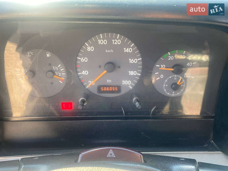 Мікроавтобус Volkswagen LT 2004 в Житомирі