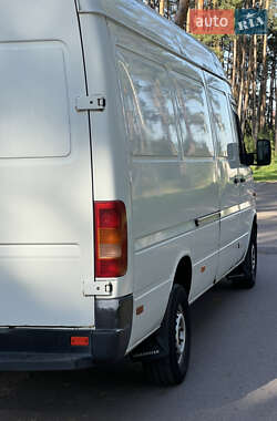 Грузовой фургон Volkswagen LT 2004 в 