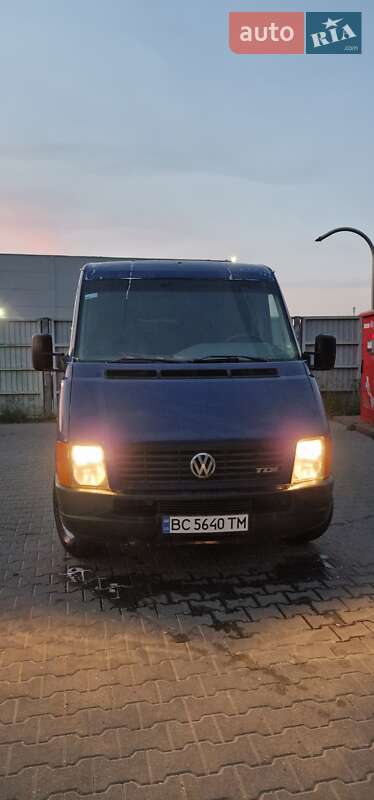 Грузопассажирский фургон Volkswagen LT 2003 в Львове