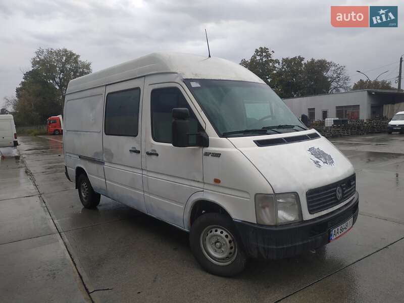 Грузовой фургон Volkswagen LT 2006 в Броварах