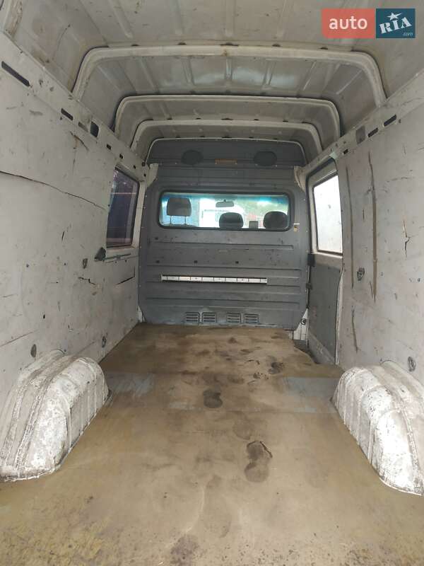Грузовой фургон Volkswagen LT 2006 в Броварах