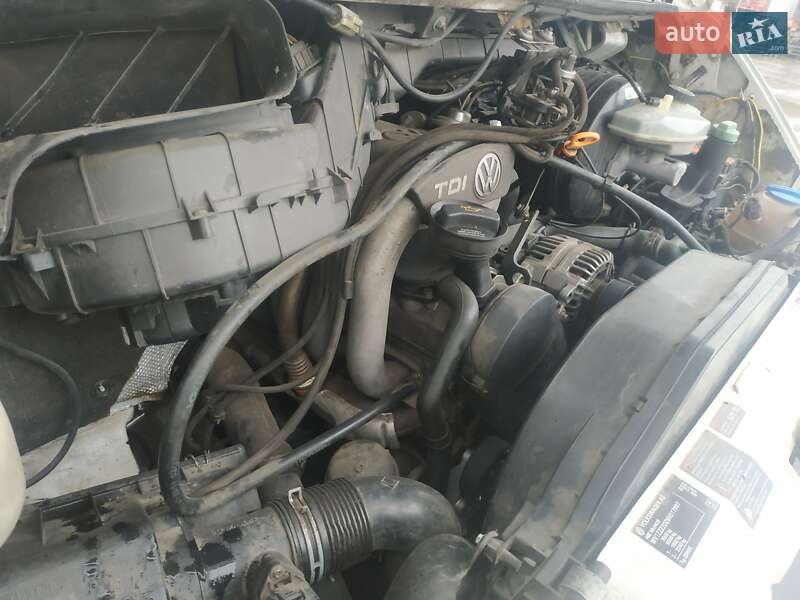 Грузовой фургон Volkswagen LT 2006 в Броварах
