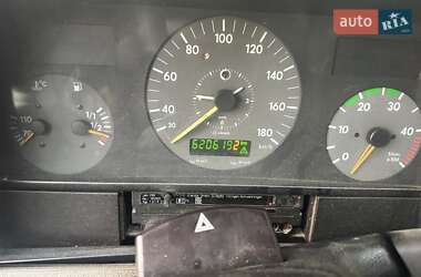 Грузовой фургон Volkswagen LT 1998 в 