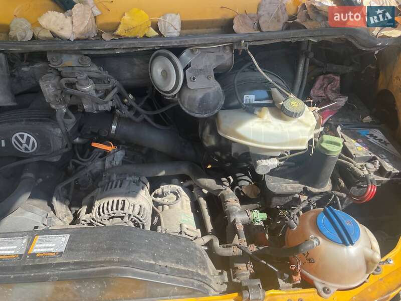 Вантажний фургон Volkswagen LT 2006 в Харкові