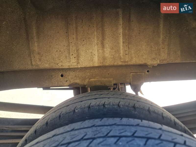 Вантажний фургон Volkswagen LT 2006 в Чернігові