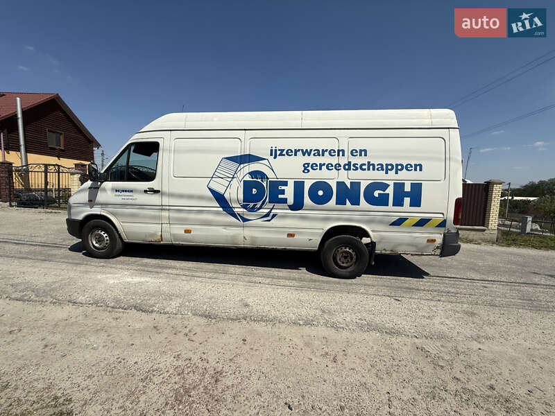 Вантажний фургон Volkswagen LT 2003 в Львові