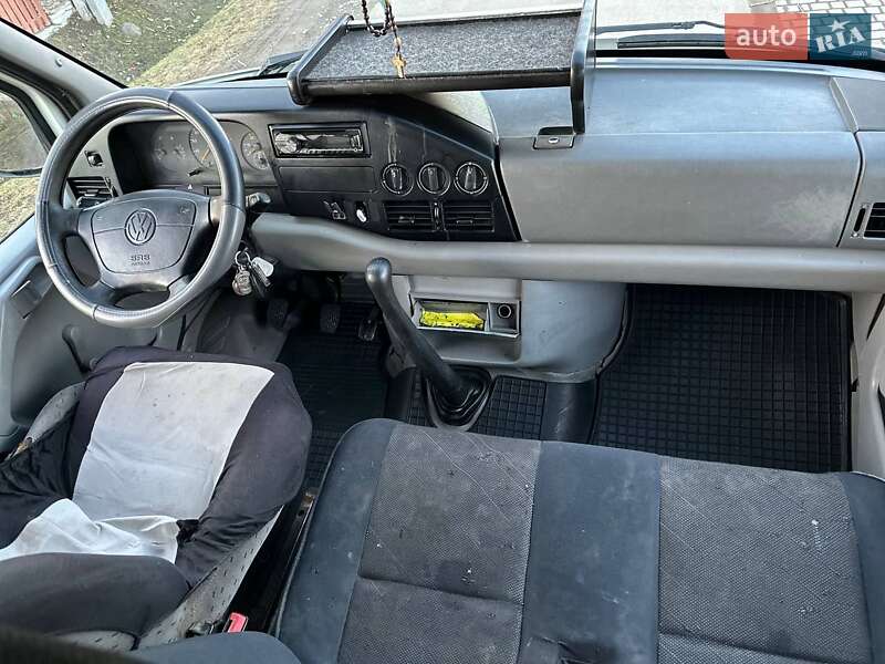 Грузопассажирский фургон Volkswagen LT 2001 в Надворной