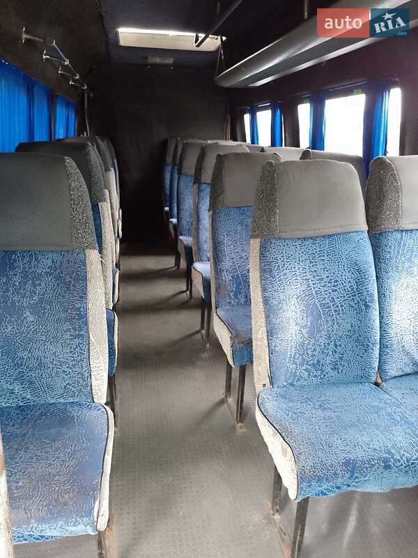 Приміський автобус Volkswagen LT 2001 в Тернополі