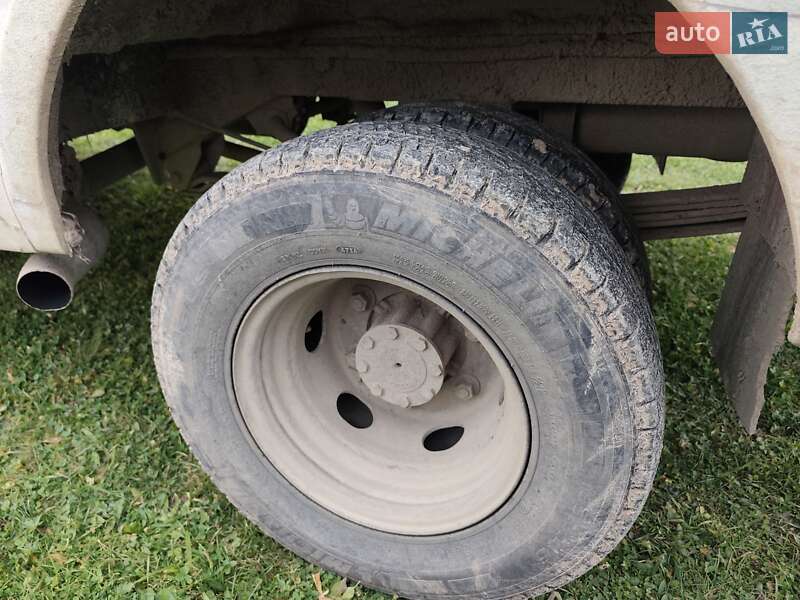 Вантажний фургон Volkswagen LT 1994 в Коломиї