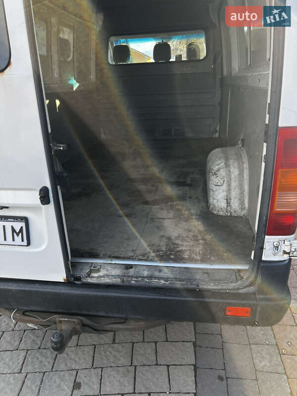 Грузовой фургон Volkswagen LT 2005 в Коломые