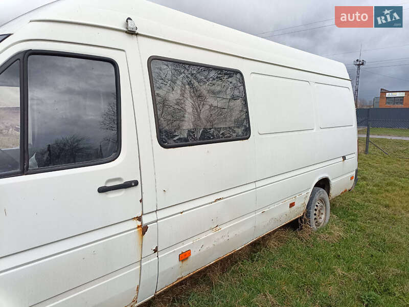 Volkswagen LT 2000 Volkswagen LT 2000