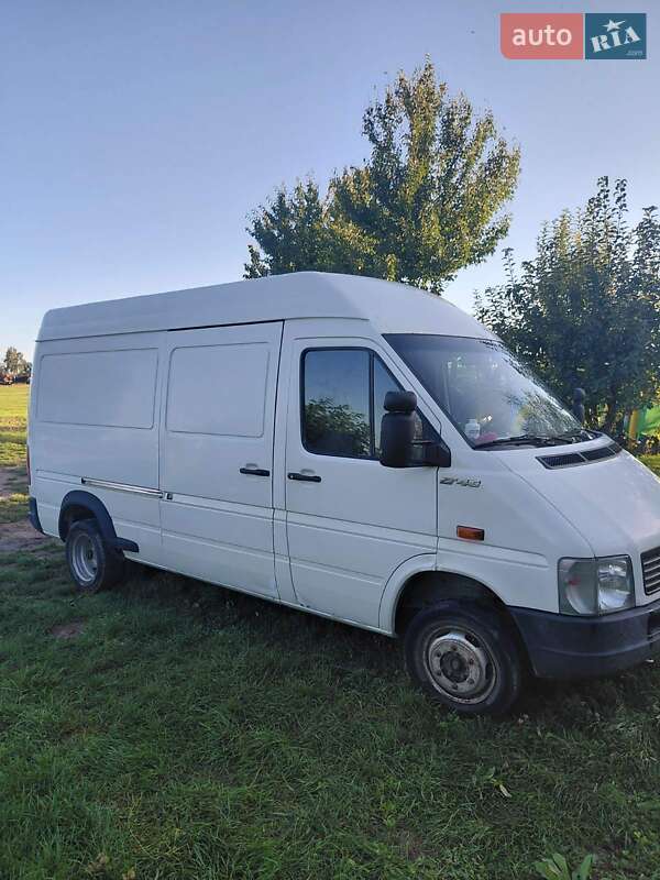 Микроавтобус Volkswagen LT 2004 в Бродах