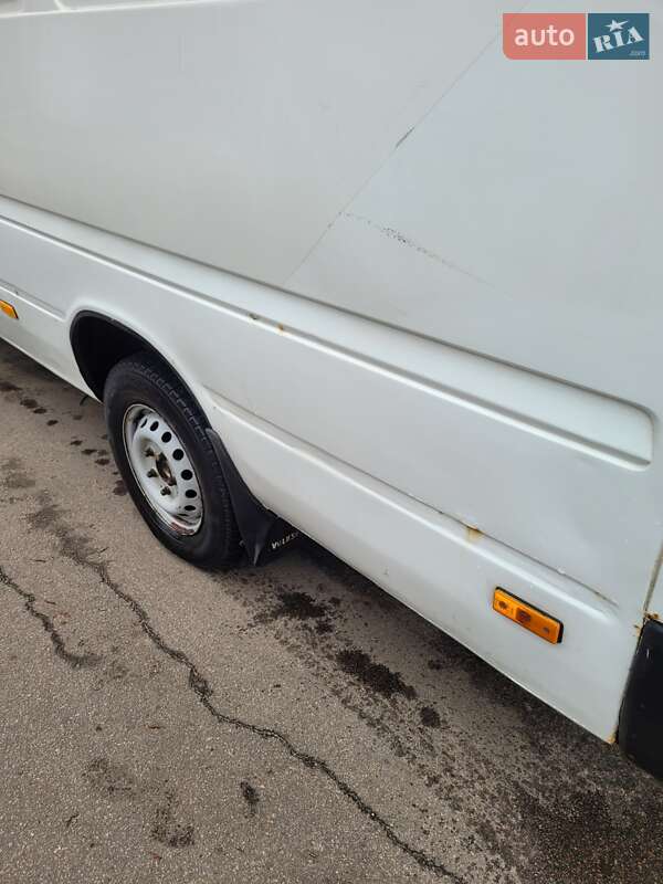 Микроавтобус грузовой (до 3,5т) Volkswagen LT 2000 в Киеве