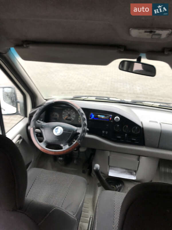 Мінівен Volkswagen LT 2005 в Луцьку