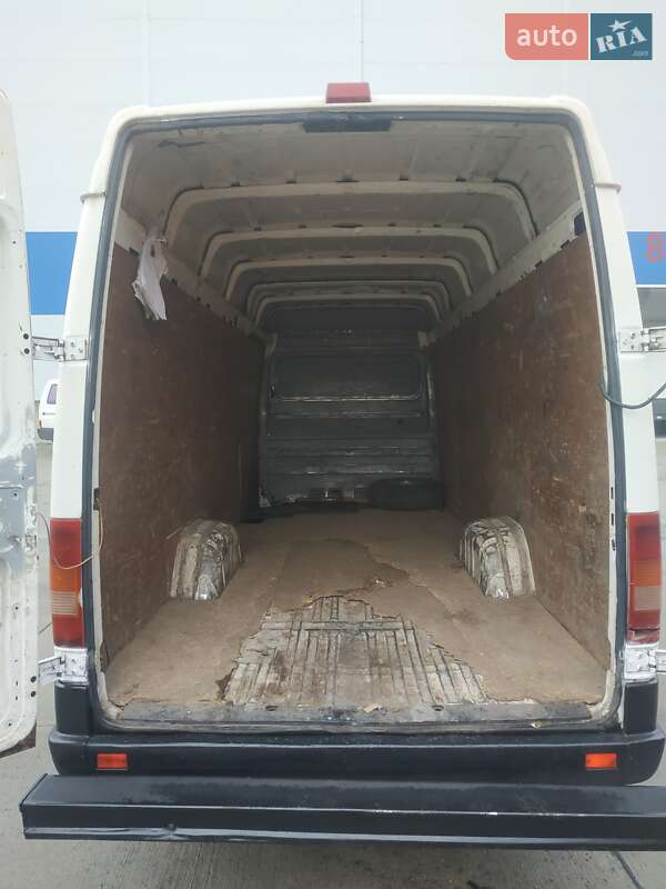 Микроавтобус грузовой (до 3,5т) Volkswagen LT 2005 в Броварах фото 7 Микроавтобус грузовой (до 3,5т) Volkswagen LT 2005 в Броварах