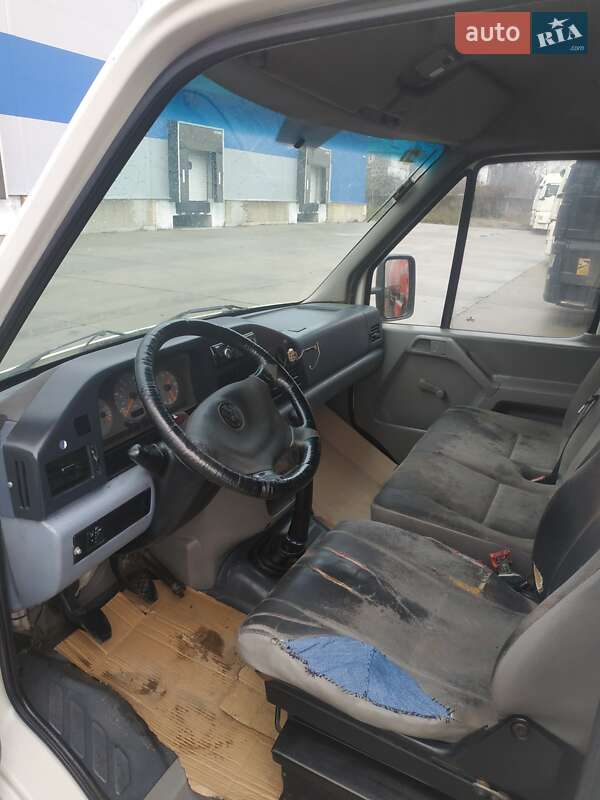 Микроавтобус грузовой (до 3,5т) Volkswagen LT 2005 в Броварах фото 17 Микроавтобус грузовой (до 3,5т) Volkswagen LT 2005 в Броварах
