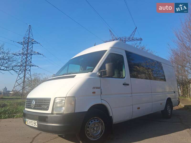 Грузопассажирский фургон Volkswagen LT 2006 в Николаеве