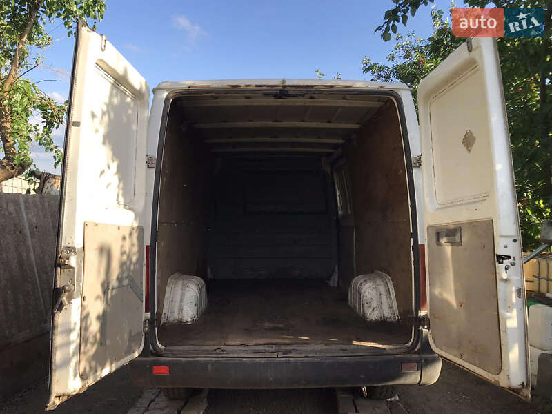 Грузовой фургон Volkswagen LT 2004 в Софиевке