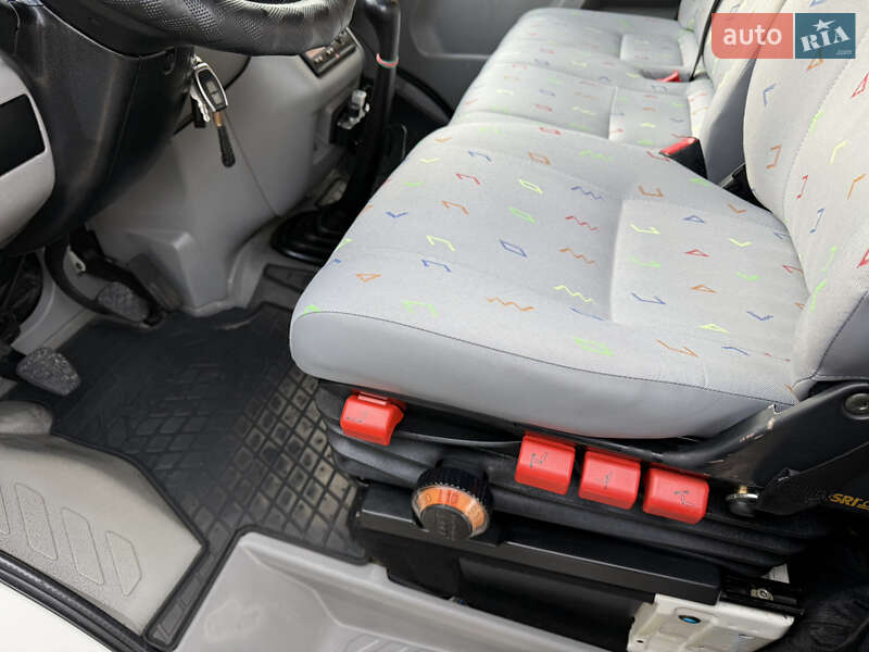 Эвакуатор Volkswagen LT 2006 в Запорожье