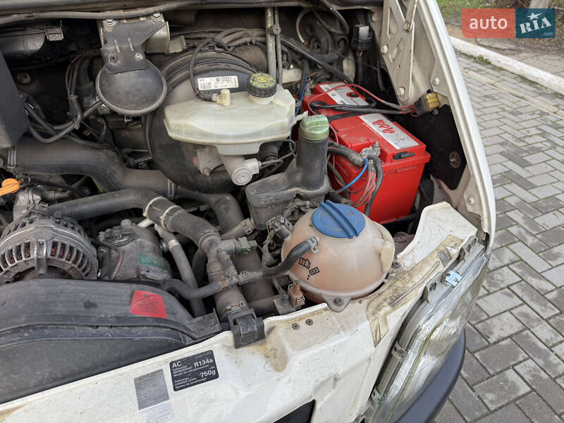 Эвакуатор Volkswagen LT 2006 в Запорожье