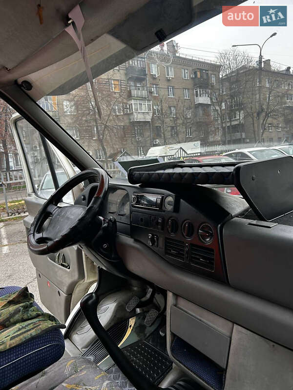 Грузовой фургон Volkswagen LT 2000 в Запорожье