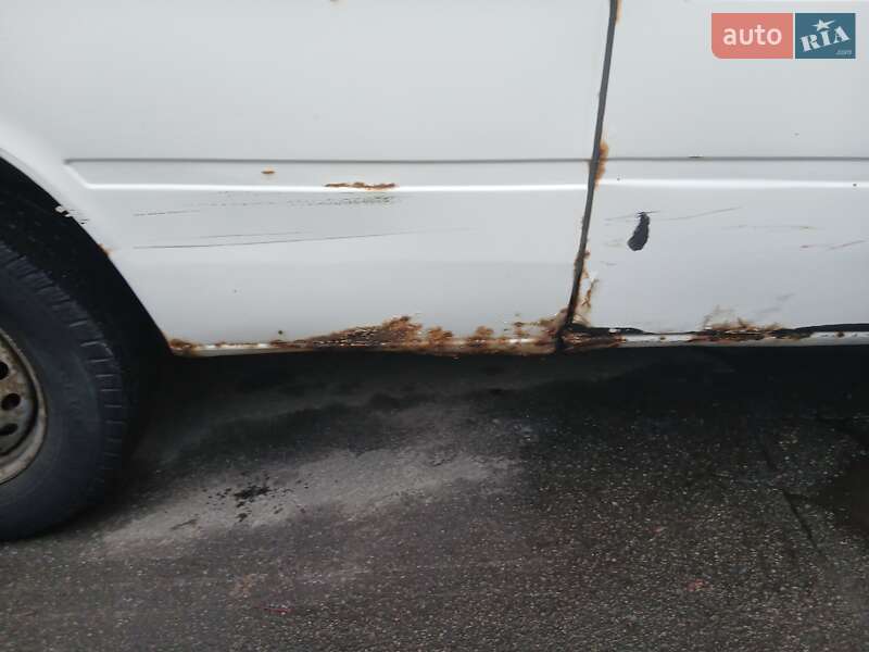 Грузовой фургон Volkswagen LT 2003 в Киеве