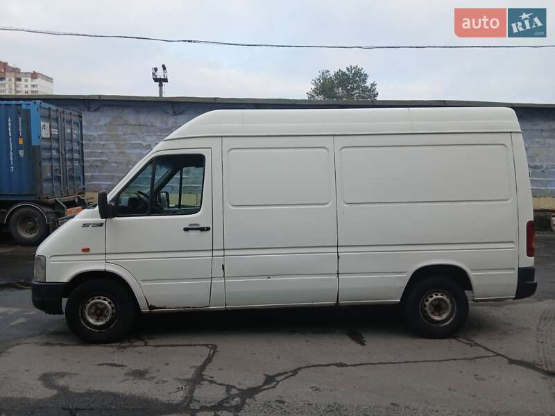 Грузовой фургон Volkswagen LT 2003 в Киеве