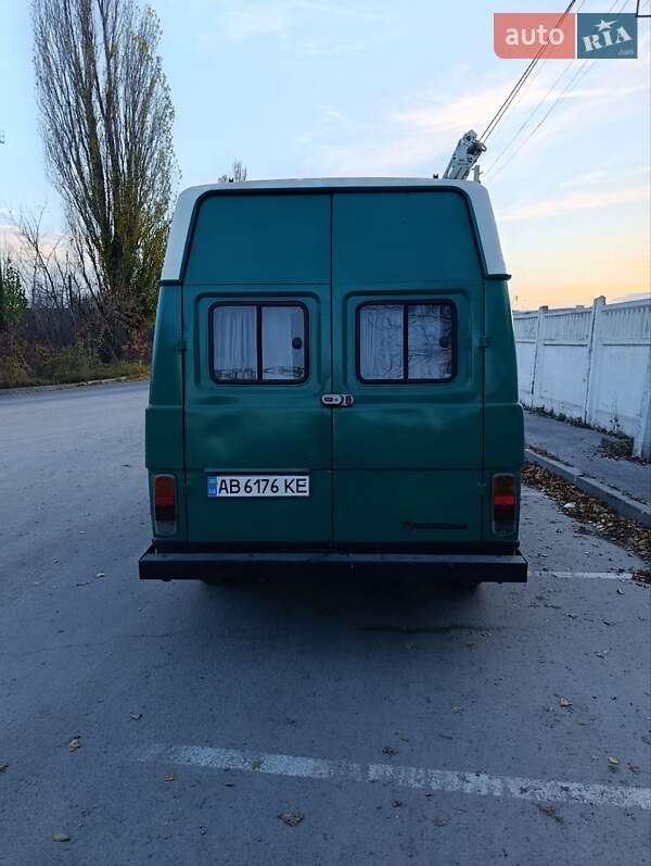 Грузовой фургон Volkswagen LT 1990 в Виннице