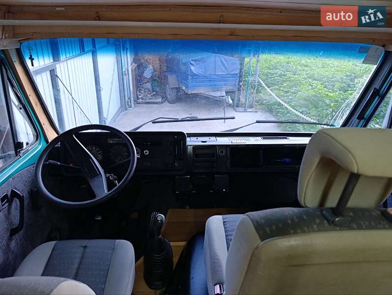 Грузовой фургон Volkswagen LT 1990 в Виннице