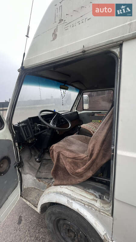Грузовой фургон Volkswagen LT 1995 в Львове