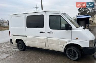 Грузопассажирский фургон Volkswagen LT 2001 в Золочеве