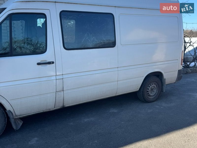 Грузопассажирский фургон Volkswagen LT 2006 в Житомире