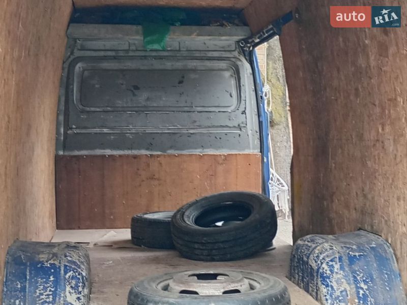 Грузовой фургон Volkswagen LT 1998 в Ровно