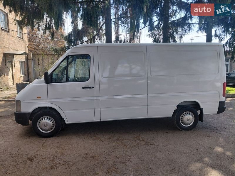 Вантажний фургон Volkswagen LT 2004 в Жовтих Водах