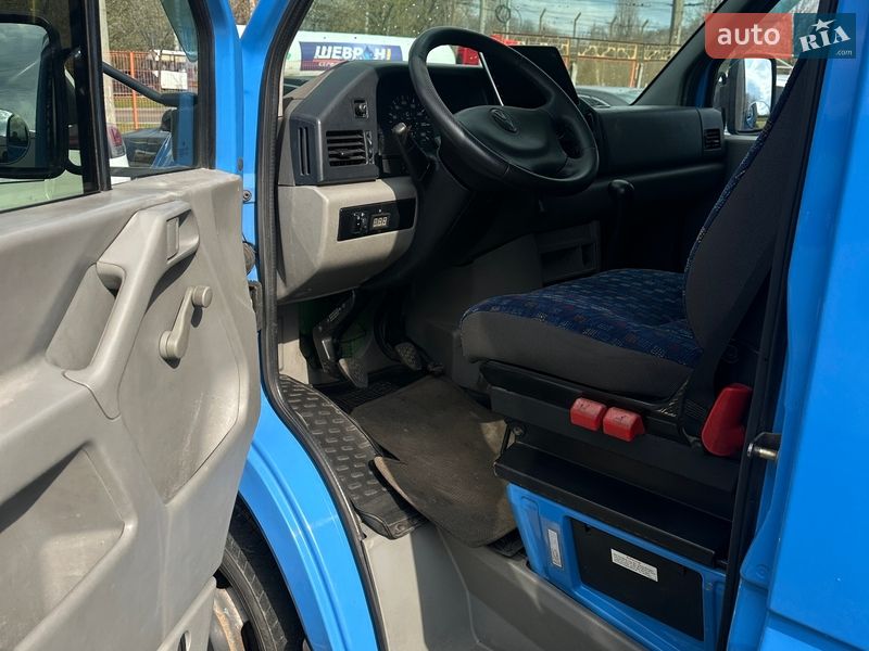 Грузопассажирский фургон Volkswagen LT 2002 в Кременчуге