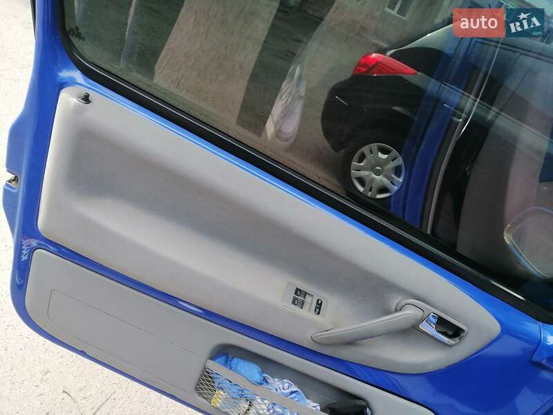 Хэтчбек Volkswagen Lupo 2003 в Львове фото 9 Хэтчбек Volkswagen Lupo 2003 в Львове