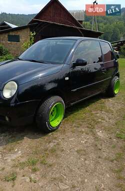 Хетчбек Volkswagen Lupo 2000 в Берегомету