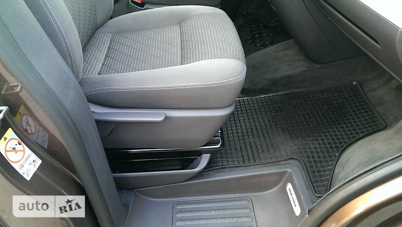 Минивэн Volkswagen Multivan 2012 в Киеве