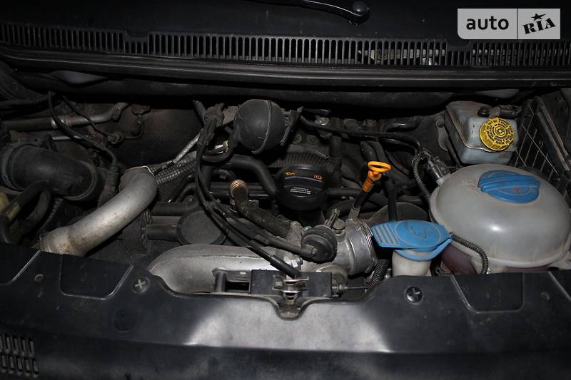 Мінівен Volkswagen Multivan 2008 в Кропивницькому