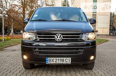 Минивэн Volkswagen Multivan 2010 в Хмельницком