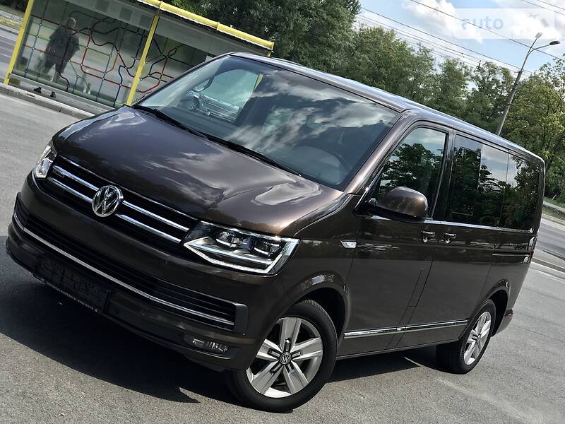 Мінівен Volkswagen Multivan 2017 в Дніпрі