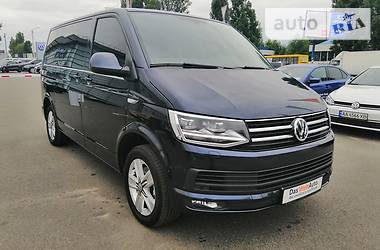 Минивэн Volkswagen Multivan 2018 в Киеве