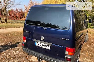 Вантажопасажирський фургон Volkswagen Multivan 2000 в Харкові