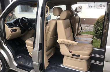 Мінівен Volkswagen Multivan 2009 в 