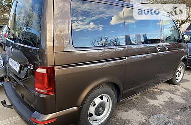 Мінівен Volkswagen Multivan 2018 в 