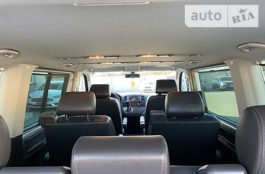 Мінівен Volkswagen Multivan 2010 в 