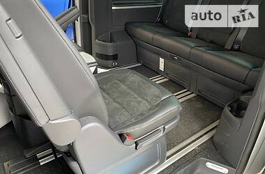 Мінівен Volkswagen Multivan 2019 в 